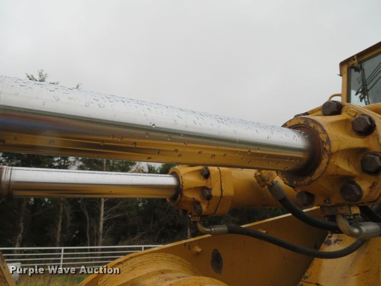 image for item DH3982 1988 Caterpillar 973  track loader