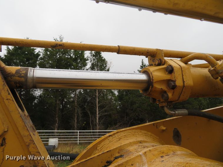 image for item DH3982 1988 Caterpillar 973  track loader