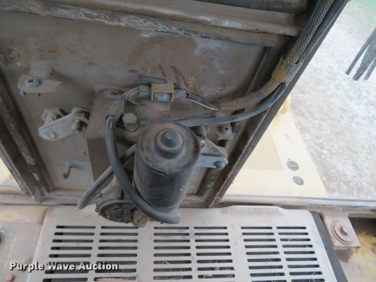 image for item DH3982 1988 Caterpillar 973  track loader