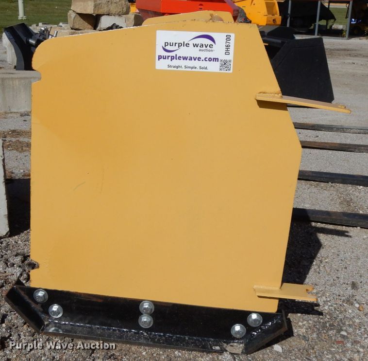 image for item DH6700 Skid steer snow pusher
