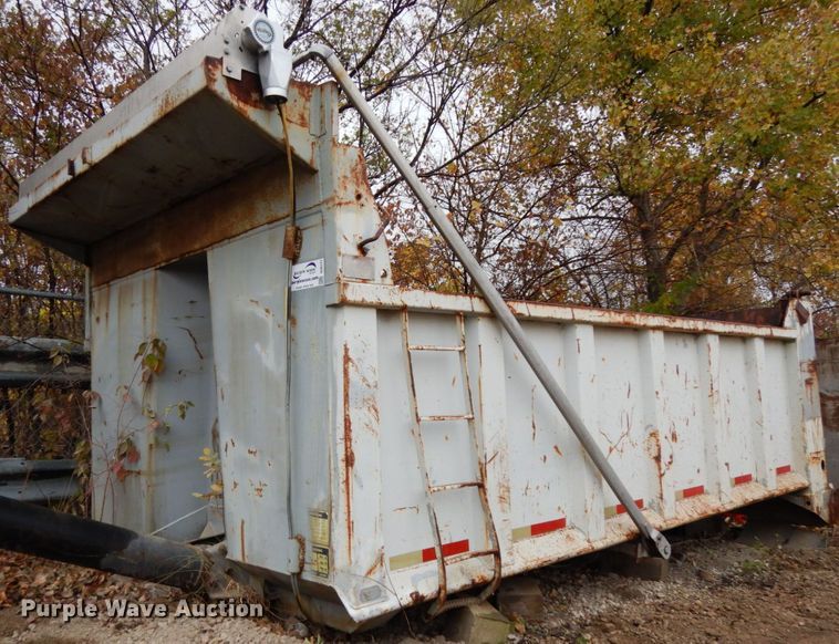 image for item DH6727 1999 dump bed