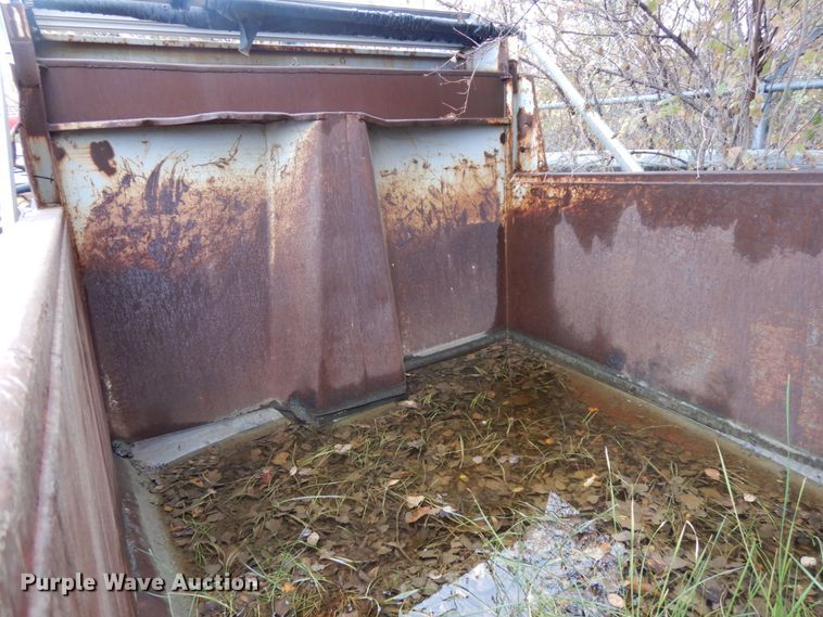 image for item DH6727 1999 dump bed