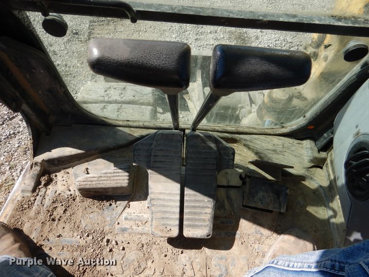 image for item DH7015 2008 Komatsu PC88MR-8  mini excavator