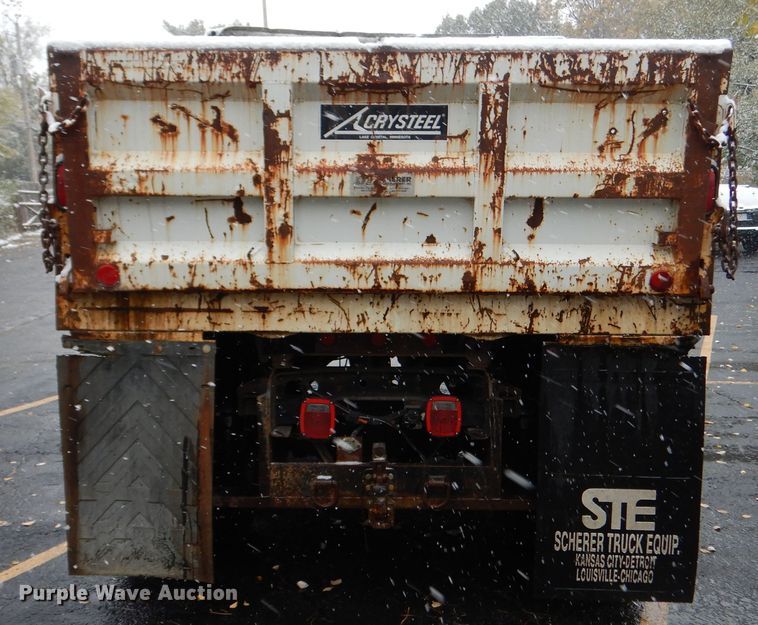 image for item DH7016 1997 International 4700  dump truck