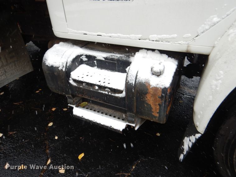 image for item DH7016 1997 International 4700  dump truck