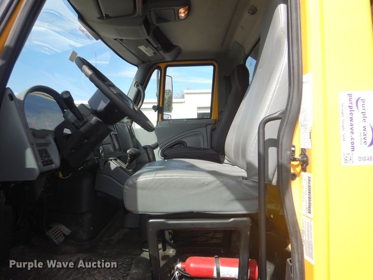 image for item DI0480 2007 International 4300  dump truck