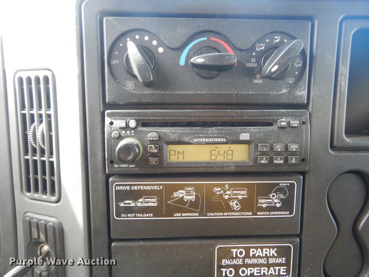 image for item DI0480 2007 International 4300  dump truck