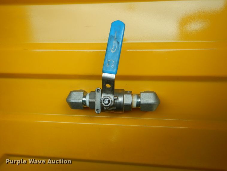 image for item DI0480 2007 International 4300  dump truck