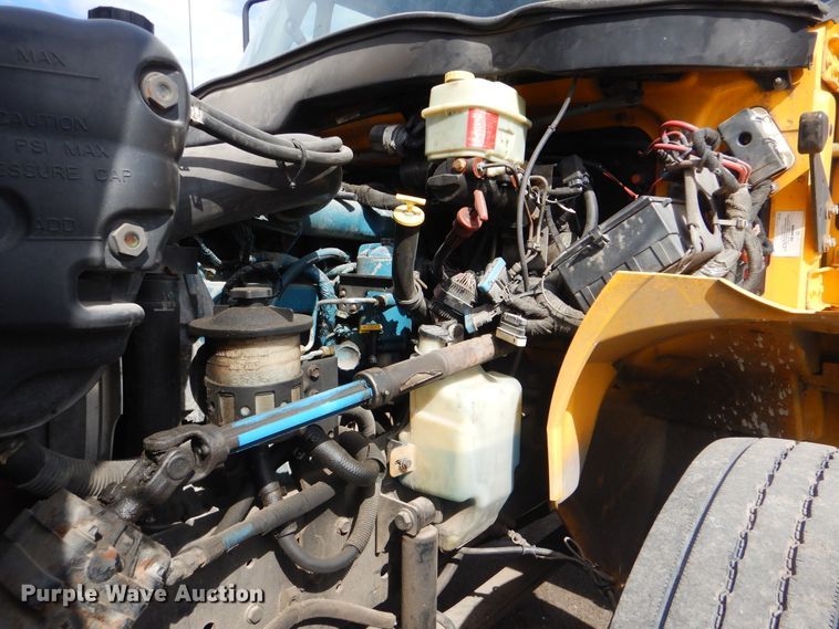 image for item DI0480 2007 International 4300  dump truck