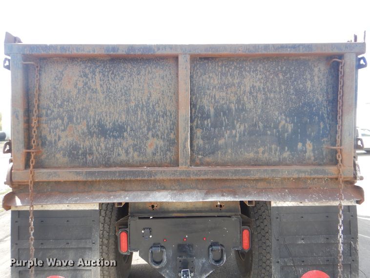 image for item DI0480 2007 International 4300  dump truck