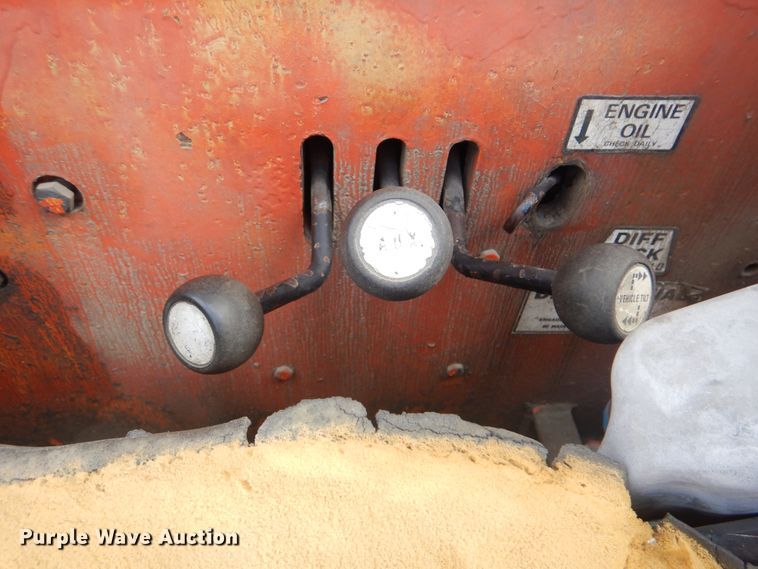 image for item DI0481 1984 Lull 622 Highlander III  telehandler