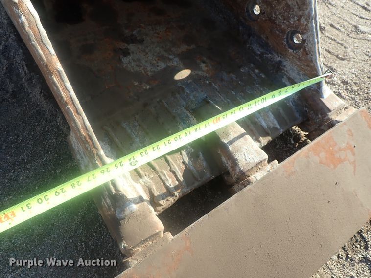 image for item DI7270 1990 Caterpillar 325C L  excavator with material placer