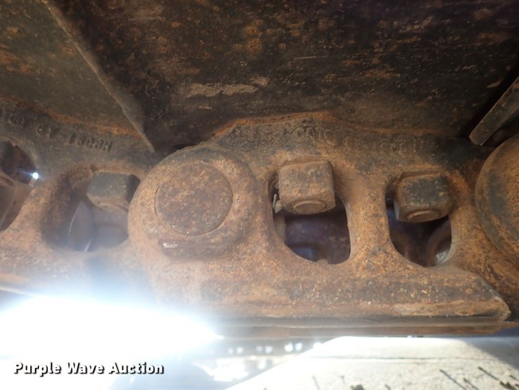 image for item DI7270 1990 Caterpillar 325C L  excavator with material placer