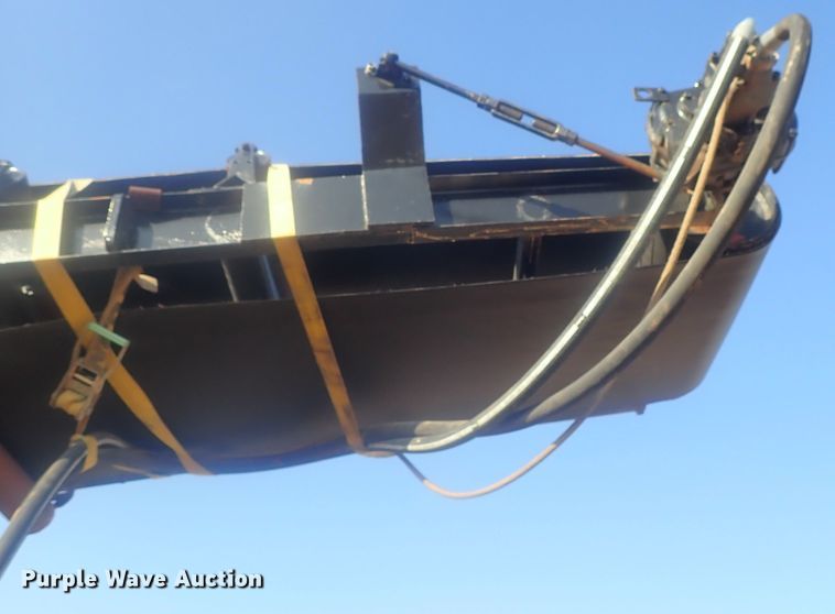 image for item DI7270 1990 Caterpillar 325C L  excavator with material placer