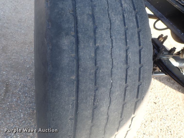 image for item DI7270 1990 Caterpillar 325C L  excavator with material placer