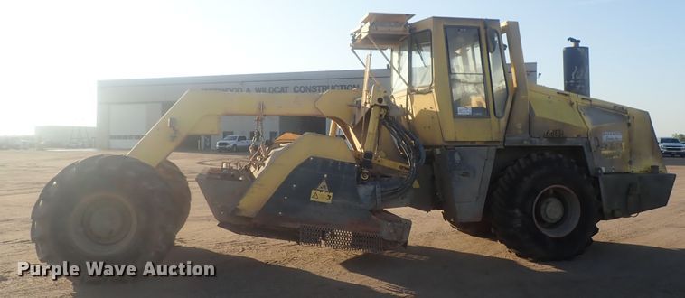 image for item DI7271 2011 Bomag MPH122-2  reclaimer
