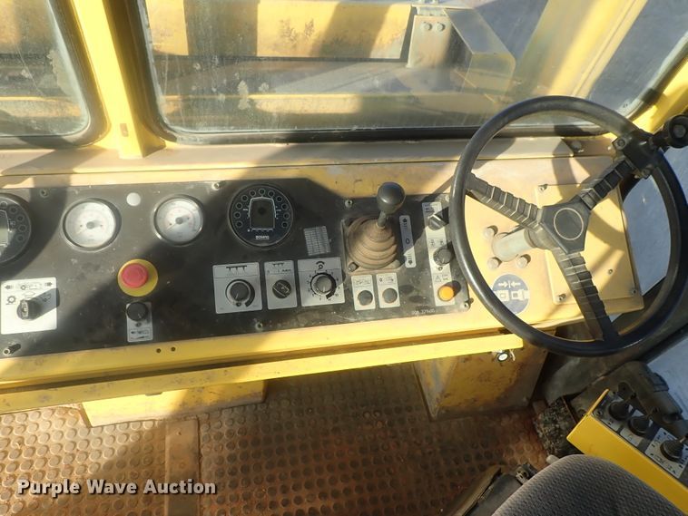 image for item DI7271 2011 Bomag MPH122-2  reclaimer