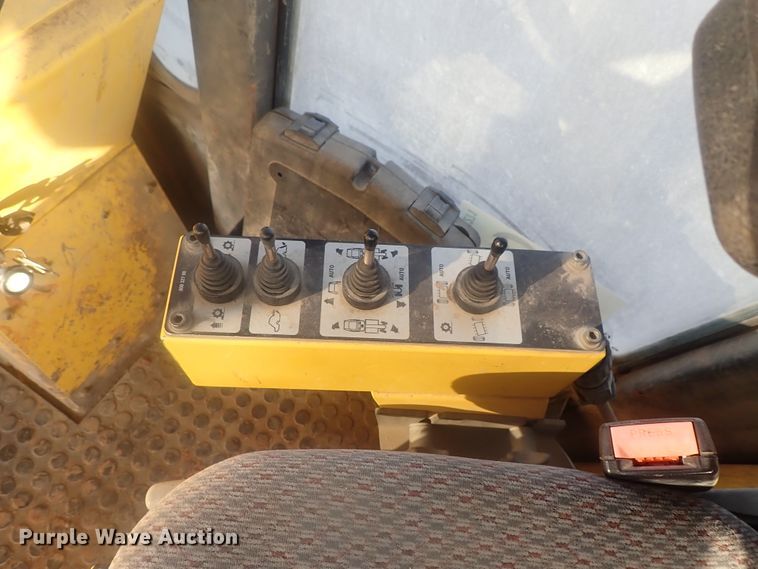 image for item DI7271 2011 Bomag MPH122-2  reclaimer