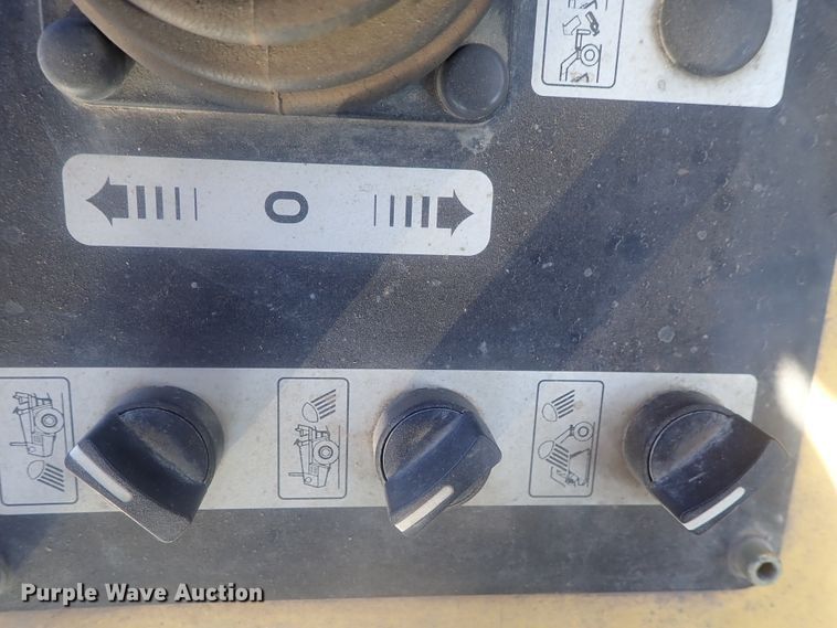 image for item DI7271 2011 Bomag MPH122-2  reclaimer