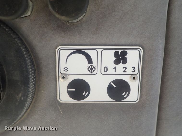 image for item DI7271 2011 Bomag MPH122-2  reclaimer