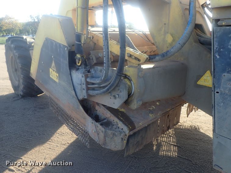 image for item DI7271 2011 Bomag MPH122-2  reclaimer
