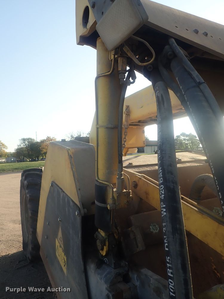 image for item DI7271 2011 Bomag MPH122-2  reclaimer
