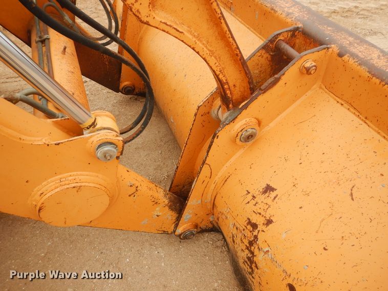 image for item DJ1039 2004 Case 580 Super M  Series 2 backhoe