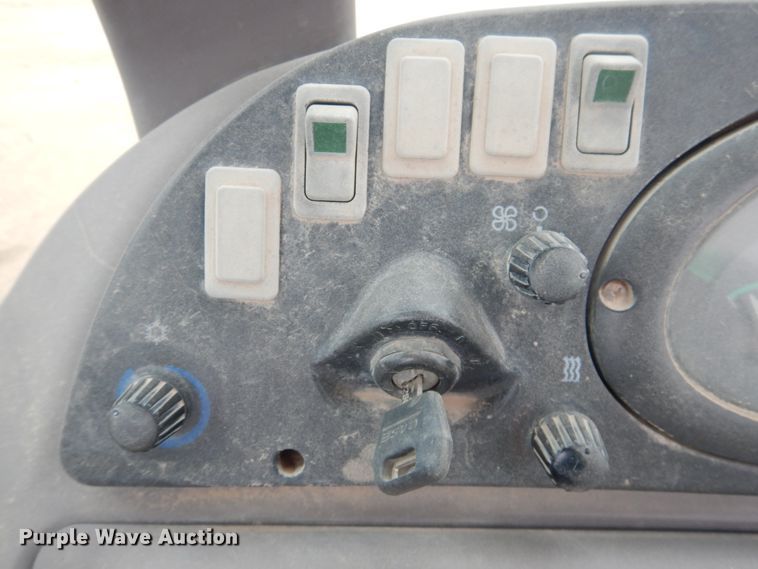 image for item DJ1039 2004 Case 580 Super M  Series 2 backhoe