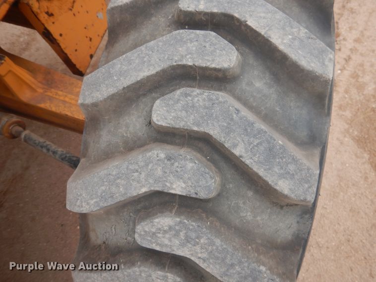 image for item DJ1039 2004 Case 580 Super M  Series 2 backhoe