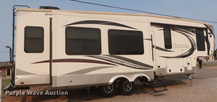 image for item DJ1749 2017 Forest River Palomino Columbus 320RS  camper