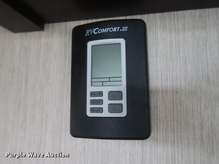 image for item DJ1749 2017 Forest River Palomino Columbus 320RS  camper