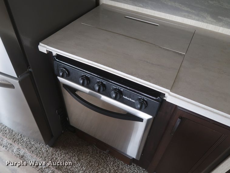 image for item DJ1749 2017 Forest River Palomino Columbus 320RS  camper