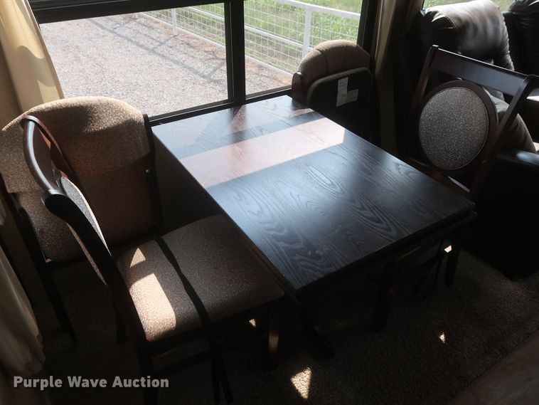 image for item DJ1749 2017 Forest River Palomino Columbus 320RS  camper