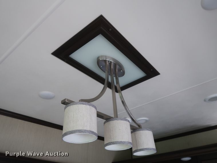 image for item DJ1749 2017 Forest River Palomino Columbus 320RS  camper