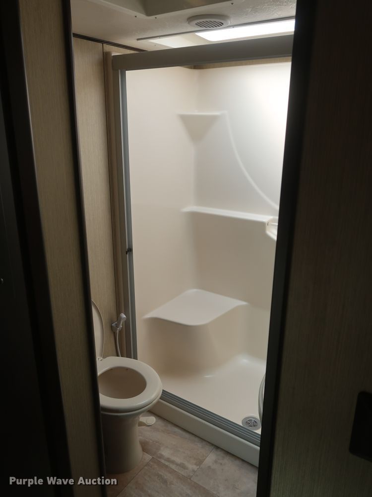 image for item DJ1749 2017 Forest River Palomino Columbus 320RS  camper