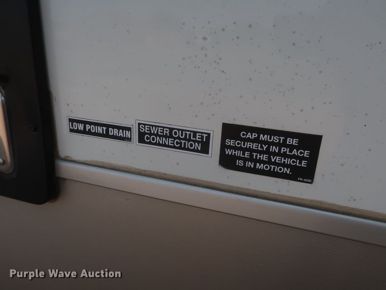 image for item DJ1749 2017 Forest River Palomino Columbus 320RS  camper