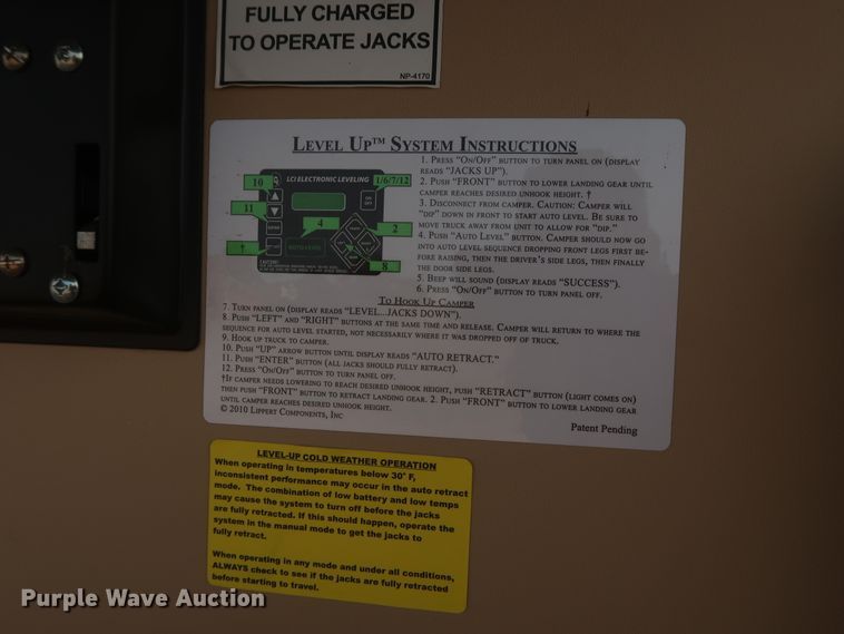 image for item DJ1749 2017 Forest River Palomino Columbus 320RS  camper