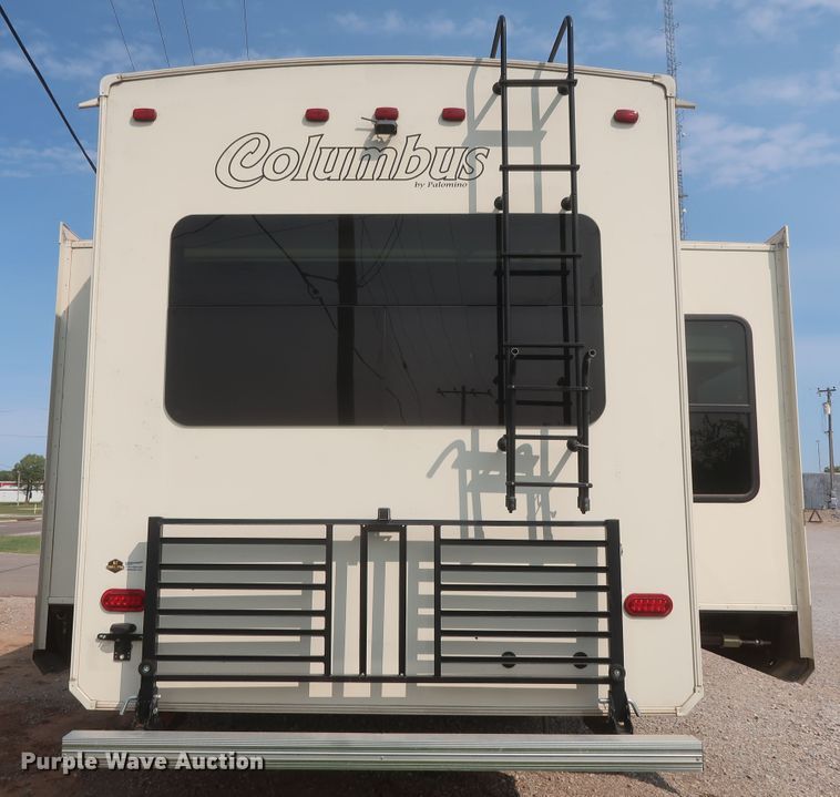 image for item DJ1749 2017 Forest River Palomino Columbus 320RS  camper