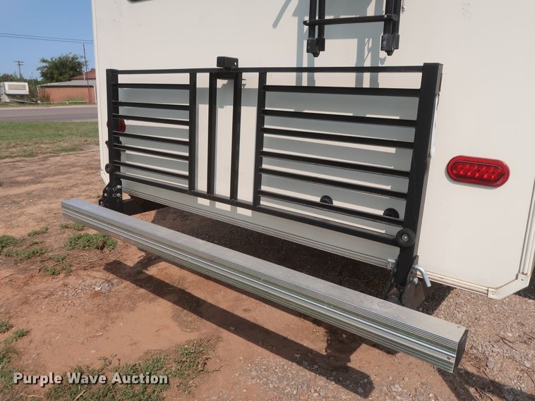 image for item DJ1749 2017 Forest River Palomino Columbus 320RS  camper