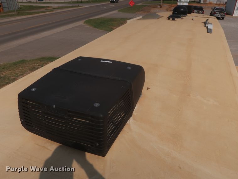 image for item DJ1749 2017 Forest River Palomino Columbus 320RS  camper