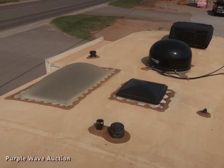 image for item DJ1749 2017 Forest River Palomino Columbus 320RS  camper