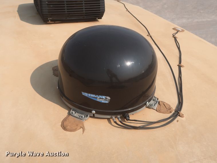 image for item DJ1749 2017 Forest River Palomino Columbus 320RS  camper