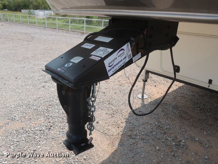 image for item DJ1749 2017 Forest River Palomino Columbus 320RS  camper