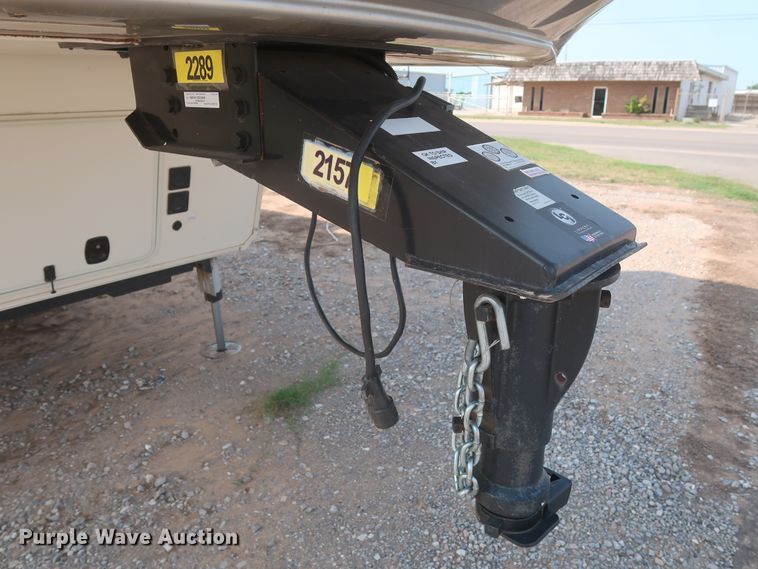 image for item DJ1749 2017 Forest River Palomino Columbus 320RS  camper