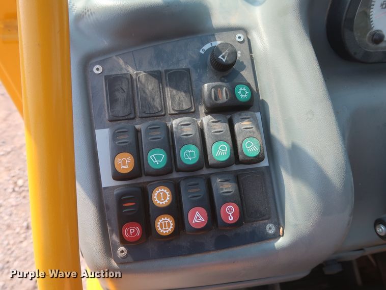 image for item DJ1751 2011 Dieci Hercules 120.10 HLC200  telehandler