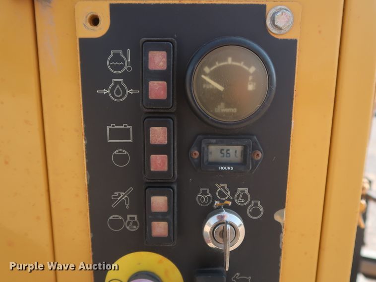 image for item DJ1754 2013 Vermeer V500LE-HD vacuum excavator