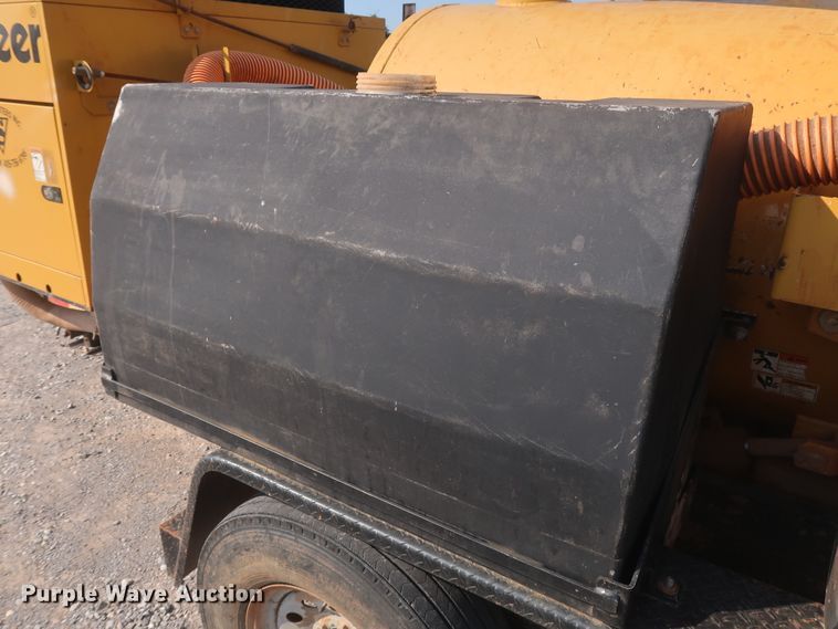 image for item DJ1754 2013 Vermeer V500LE-HD vacuum excavator