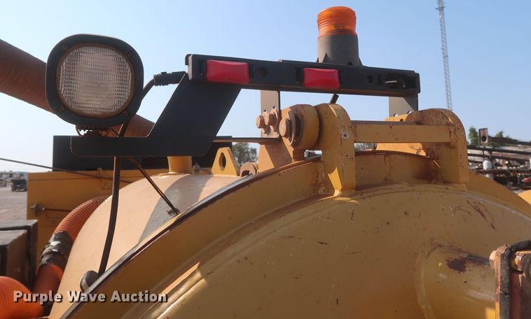 image for item DJ1754 2013 Vermeer V500LE-HD vacuum excavator