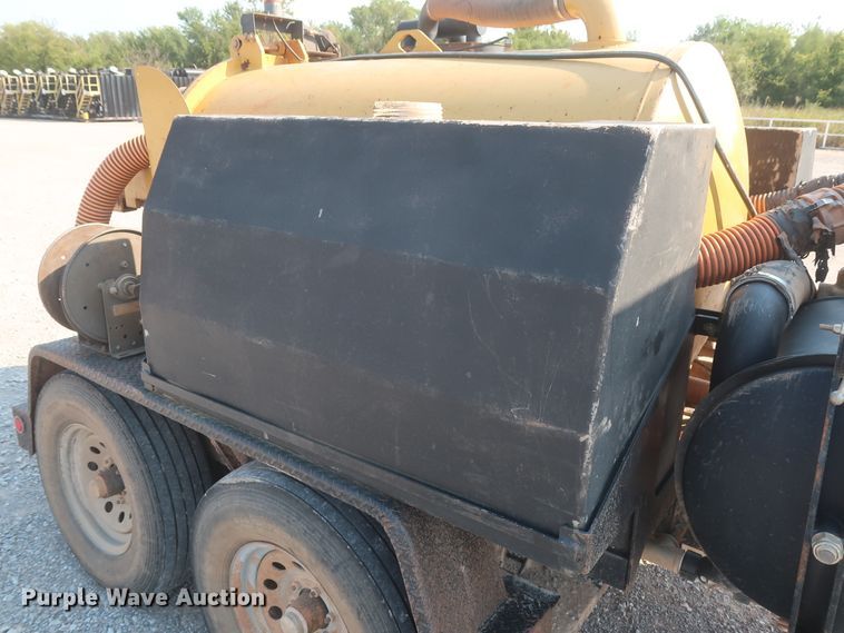 image for item DJ1754 2013 Vermeer V500LE-HD vacuum excavator