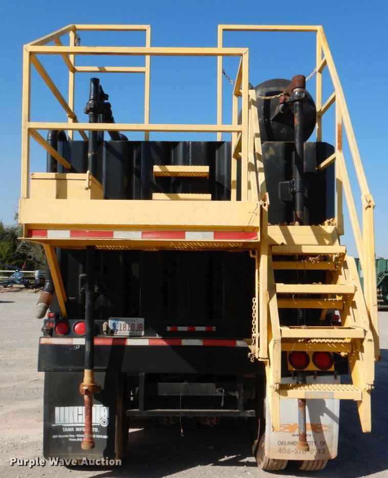 image for item DJ1759 2011 Wichita 500BBL flowback gas buster frac tank trailer